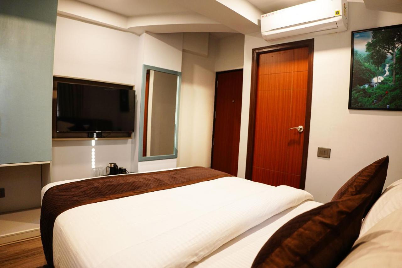 Dream Hotel - Richmond Bangalore Exterior photo