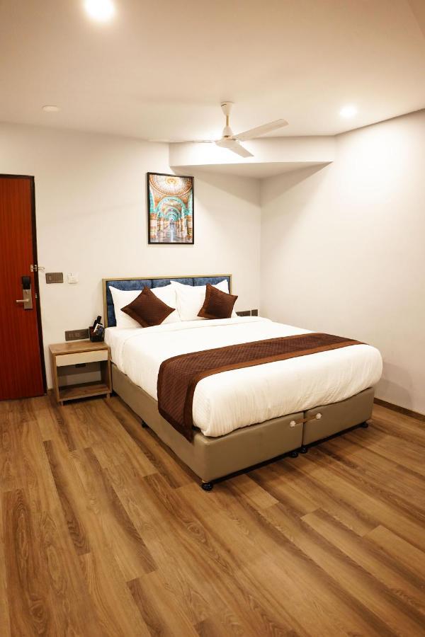 Dream Hotel - Richmond Bangalore Exterior photo
